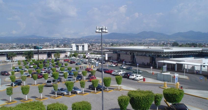 Encuentran feto en baño de Terminal de Autobuses