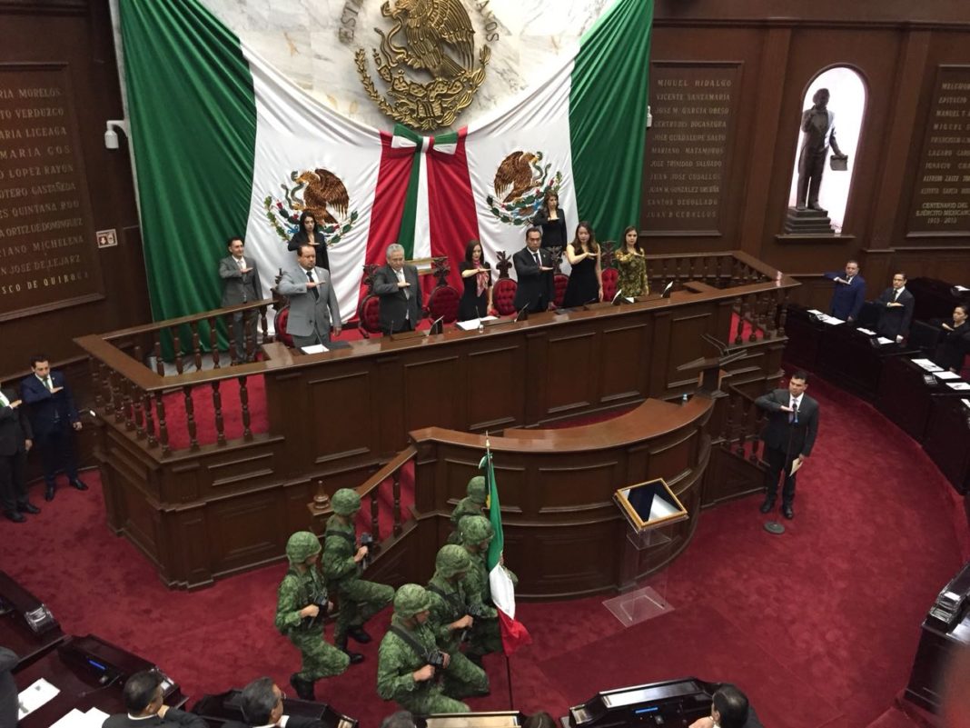 México y Michoacán no pueden volver al caudillismo: Raymundo Arreola