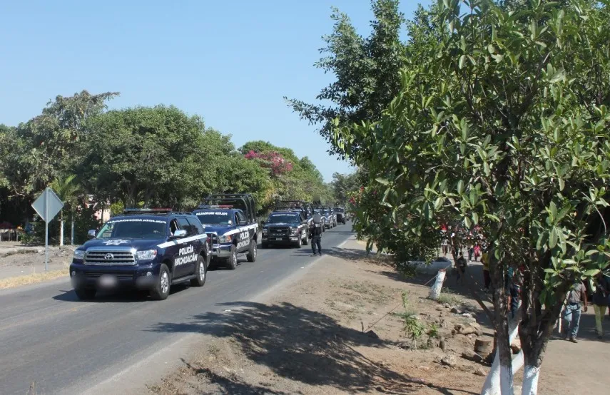 Detienen a 4 con armas largas en Buenavista