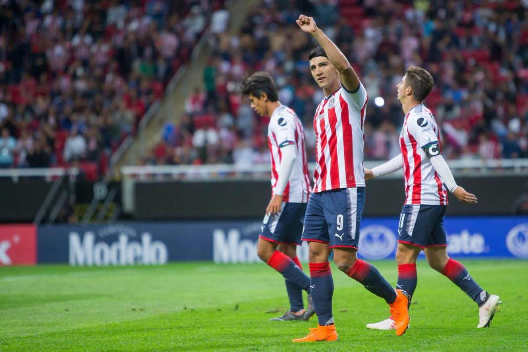 Chivas se mete a Cuartos en la Concachampions