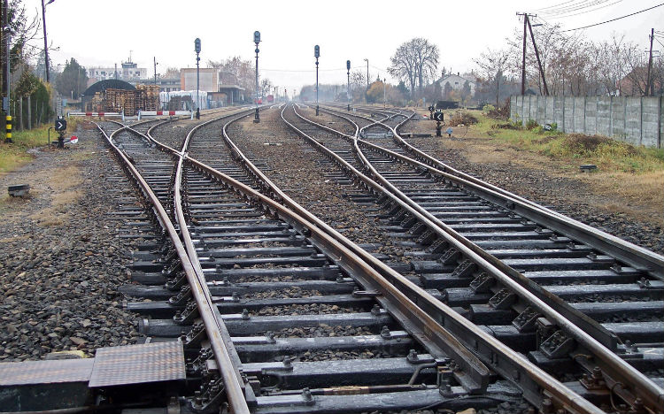 Obligarán a permisionarios del sistema ferroviario registrar tarifas