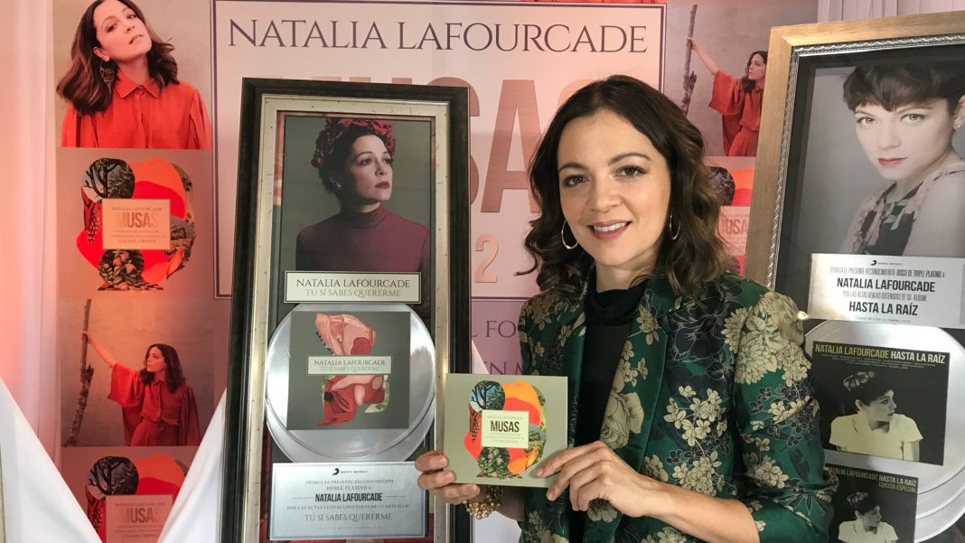 Natalia Lafourcade presenta su disco