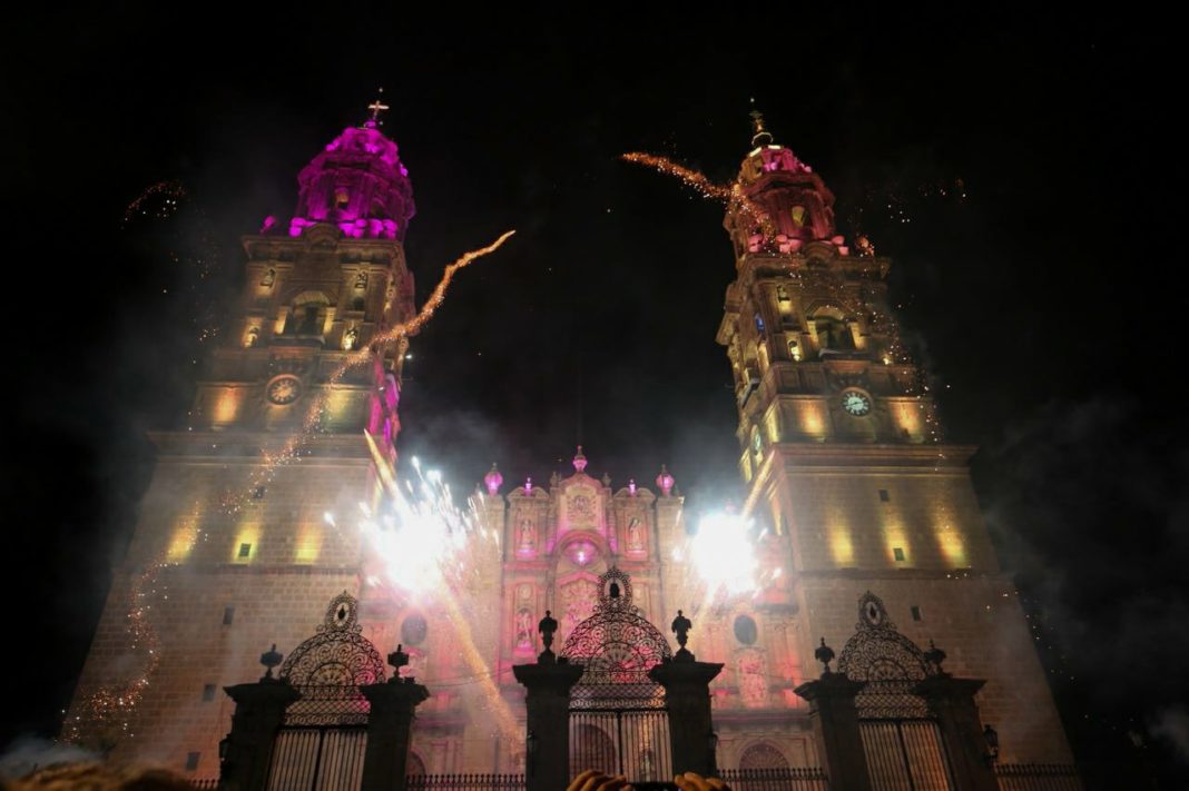 Ayuntamiento retoma encendido de Catedral