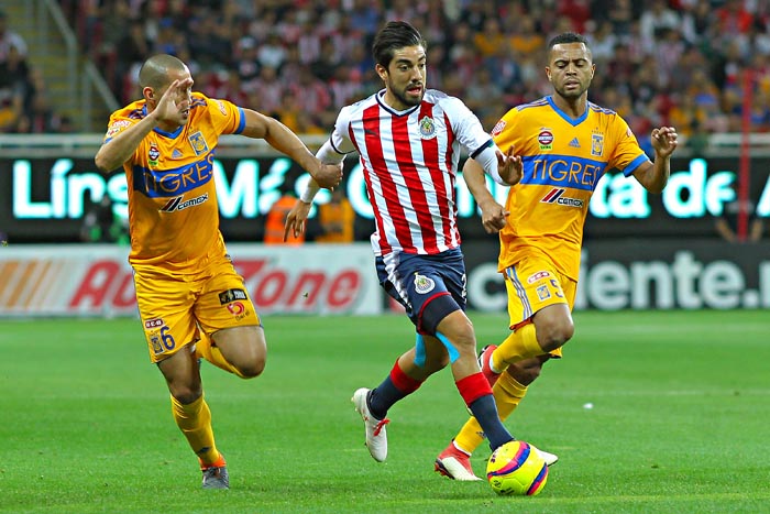 Chivas y Tigres empata sin goles