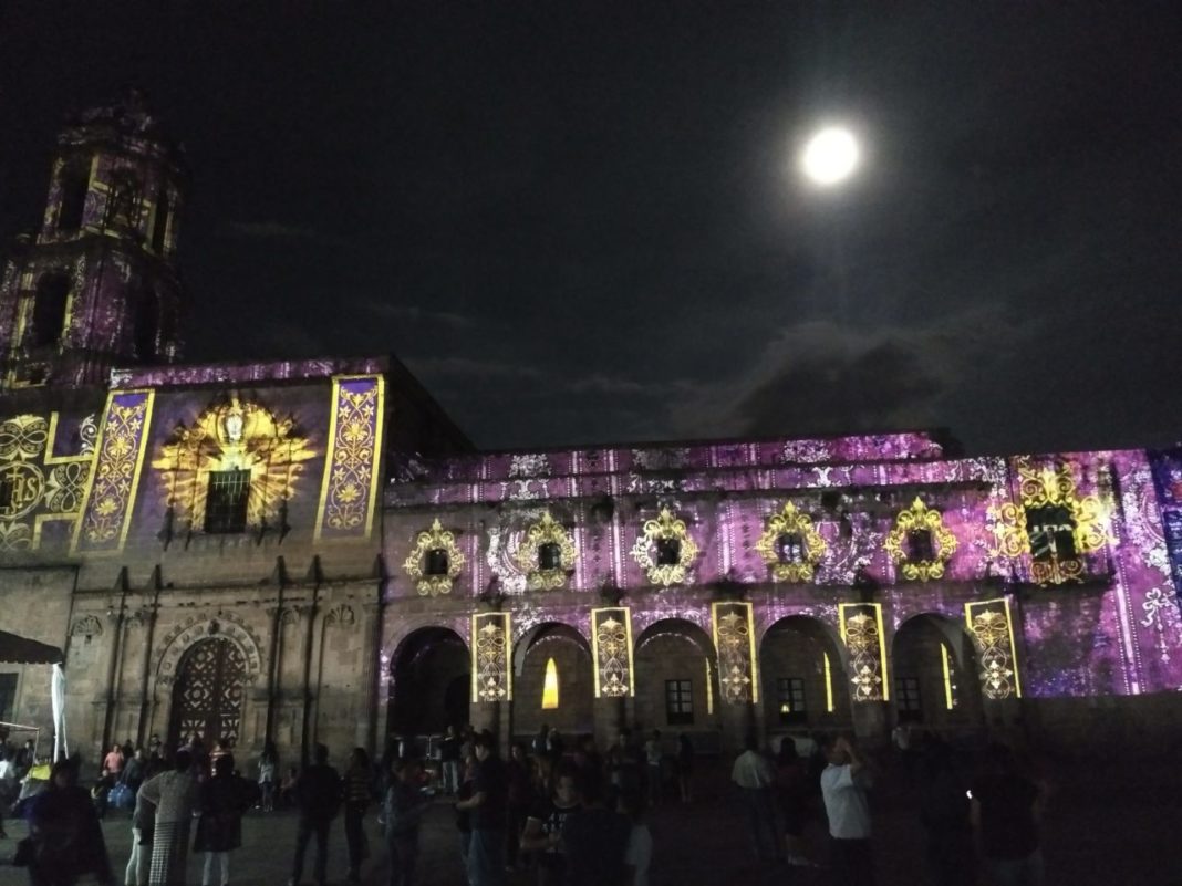 Semana Santa en la Plaza Valladolid