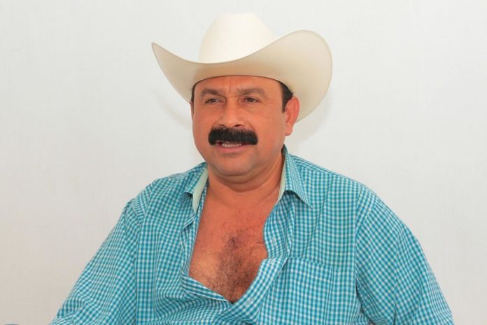 layin Denuncian a 'Layín' por venta irregular de terreno