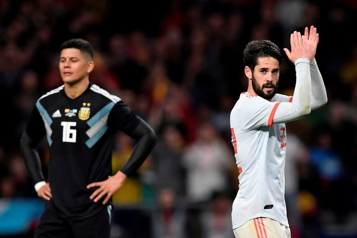 Golea España 6-1 a Argentina