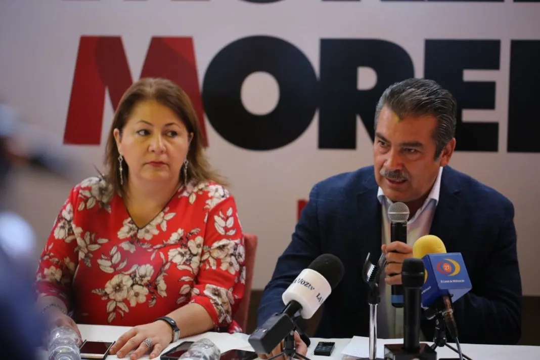Raul Morón pide licencia al Senado de la República