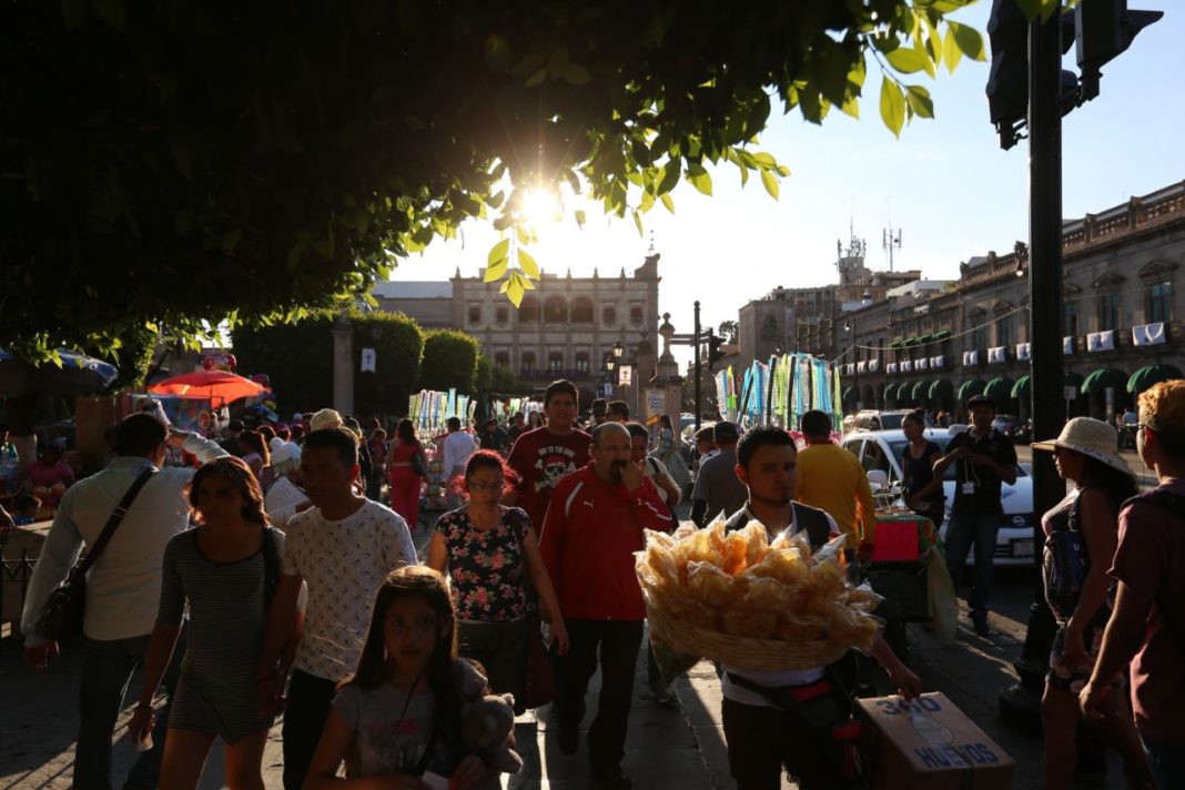 Turistas y morelianos disfrutan de las actividades que la ciudad ofrece durante esta semana|