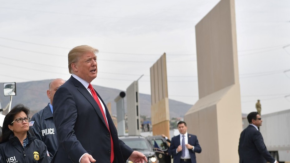Plantea Trump utilizar presupuesto de Fuerzas Armadas en muro