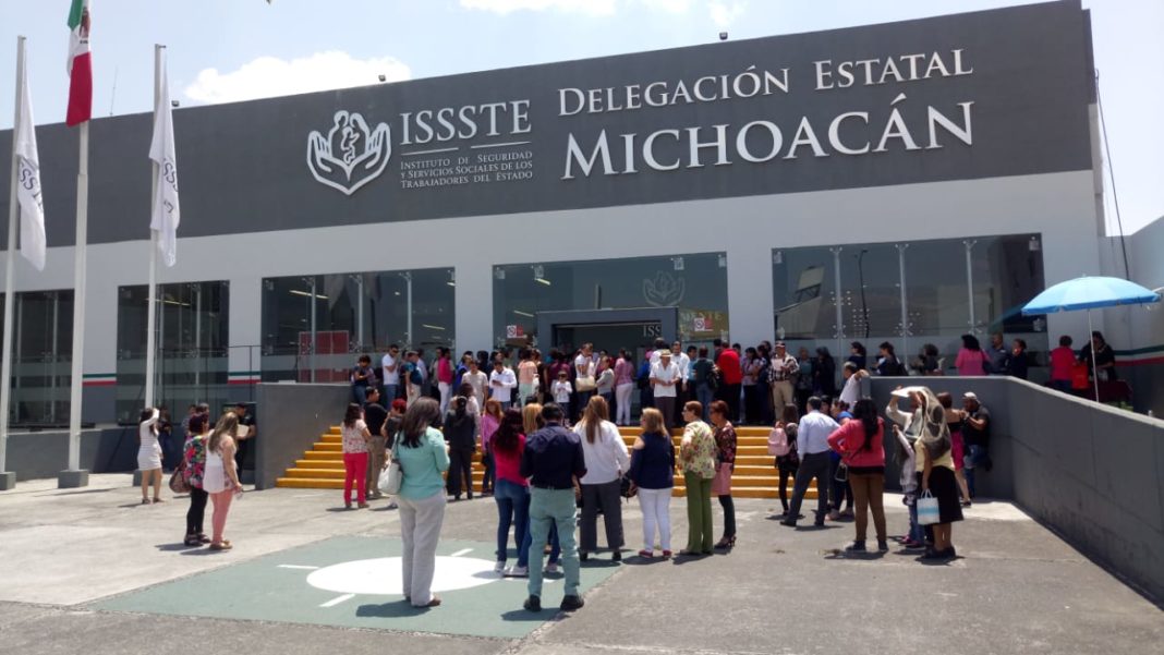 Por manifestarse en el ISSSTE denuncian