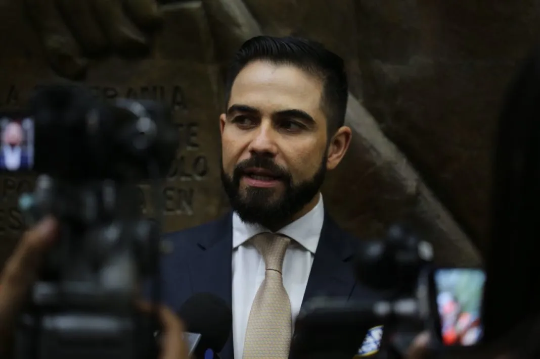 Firmé salida de García Avilés del Frente para salvar coalición: López Melendez