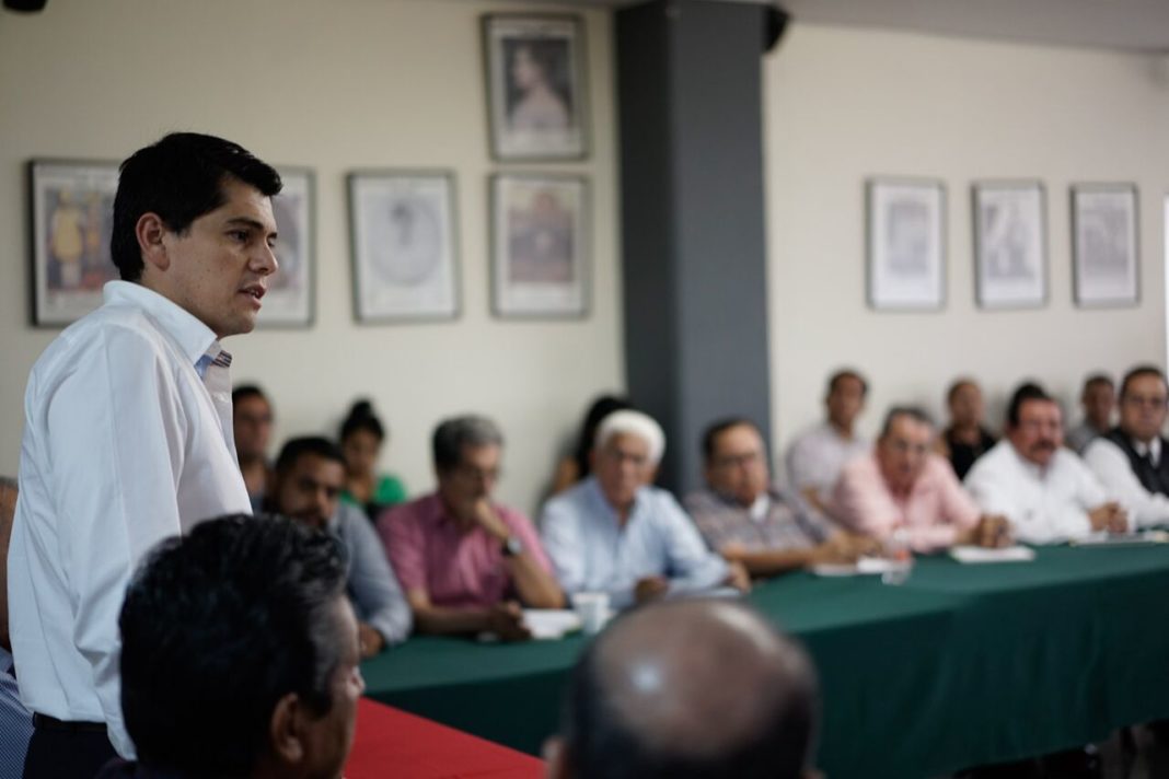 Toño Ixtláhuac presenta balance de campaña