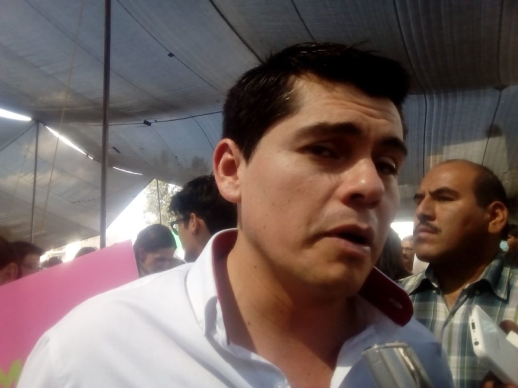 Que el gobernador saque las manos del proceso electoral: Toño Ixtlahuac