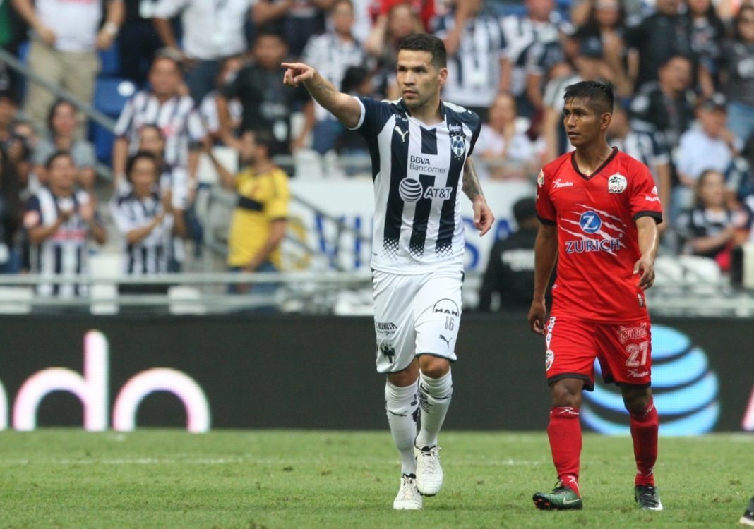 Monterrey desciende a Lobos BUAP