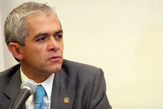 Mancera asegura que buscará opciones para el crecimiento y desarrollo del país.