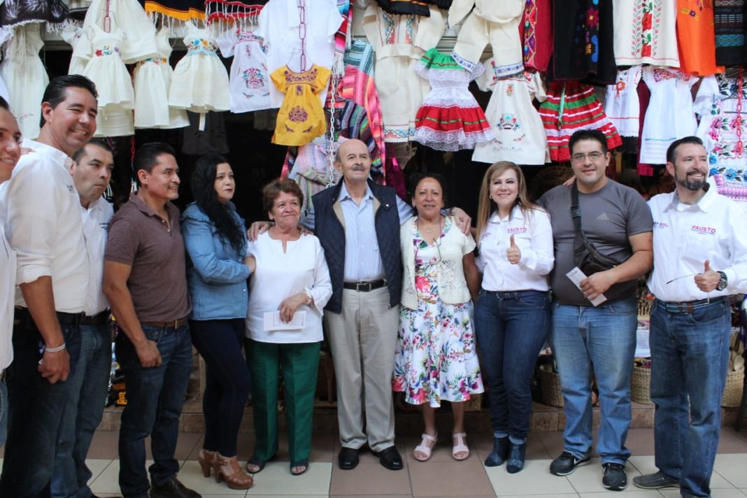 Una fodonguez lo que administración actual ha hecho en el mercado de dulces: Fausto Vallejo