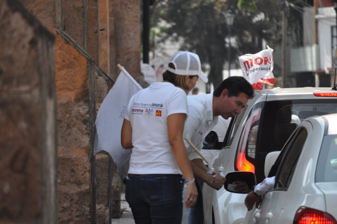 Realiza Iván Pérez Negrón Ruiz encuentros con la ciudadanía