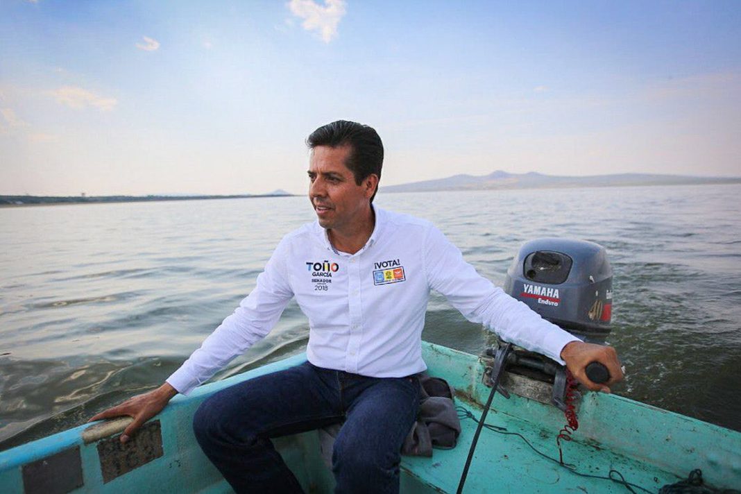 Toño García en pro de potenciar producción pesquera de Michoacán