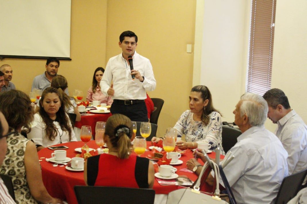 Ixtláhuac propone a hoteleros y restauranteros trabajar de la mano para seguir invirtiendo en el Estado