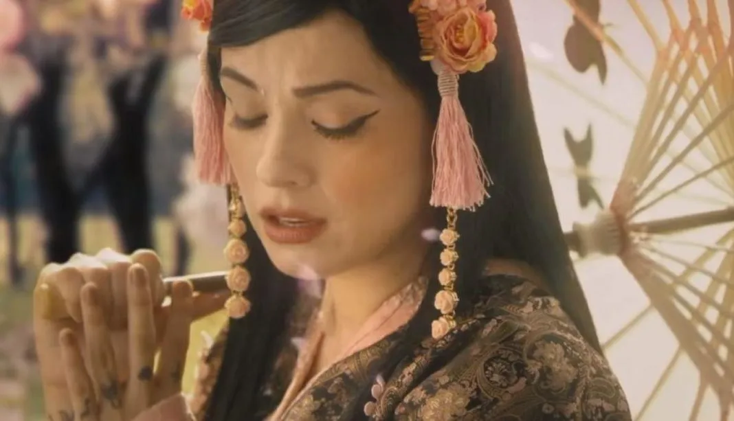 Mon Laferte lanza su sencillo "Antes de ti" en japonés