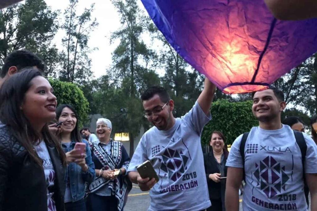 Más de 180 alumnos de la UNLA en Morelia vivieron una jornada llena de nostalgia y alegría con talleres, convivencia y momentos de reflexión para cerrar su etapa escolar, durante su despedida
