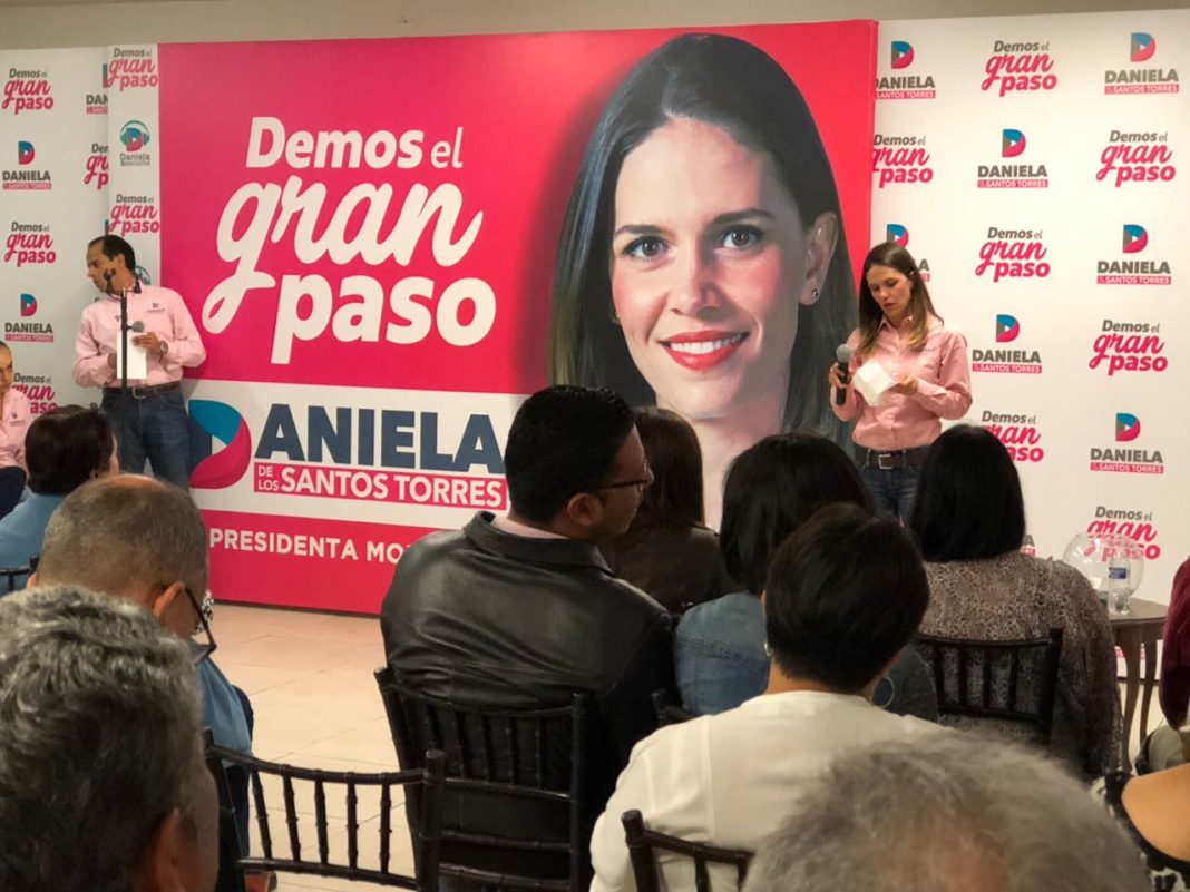 Ante organizaciones civiles, presenta Daniela plataforma anticorrupción