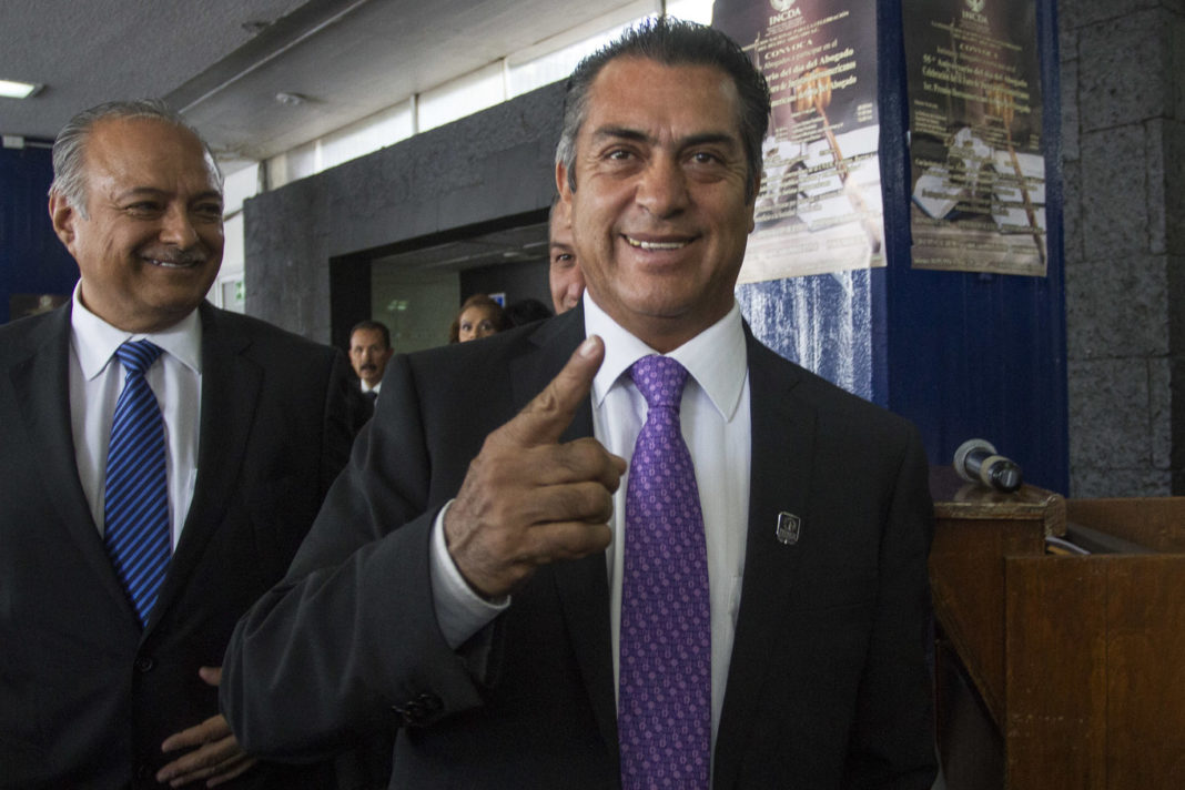 'No me voy a bajar del caballo': 'El Bronco'