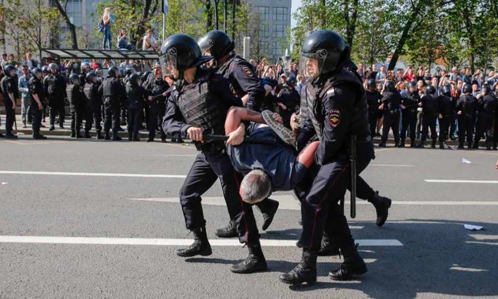 Uso de la fuerza en Rusia previo a investidura de Putin