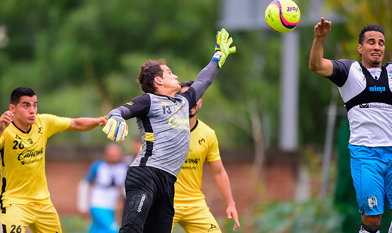 Monarcas Morelia empata en su primer duelo de pretemporada