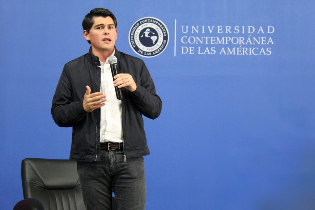 Ixtláhuac compromete trabajar con estudiantado universitario en propuestas
