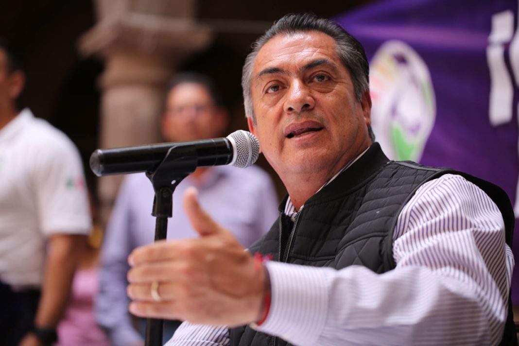 El Bronco a favor de reformas estructurales