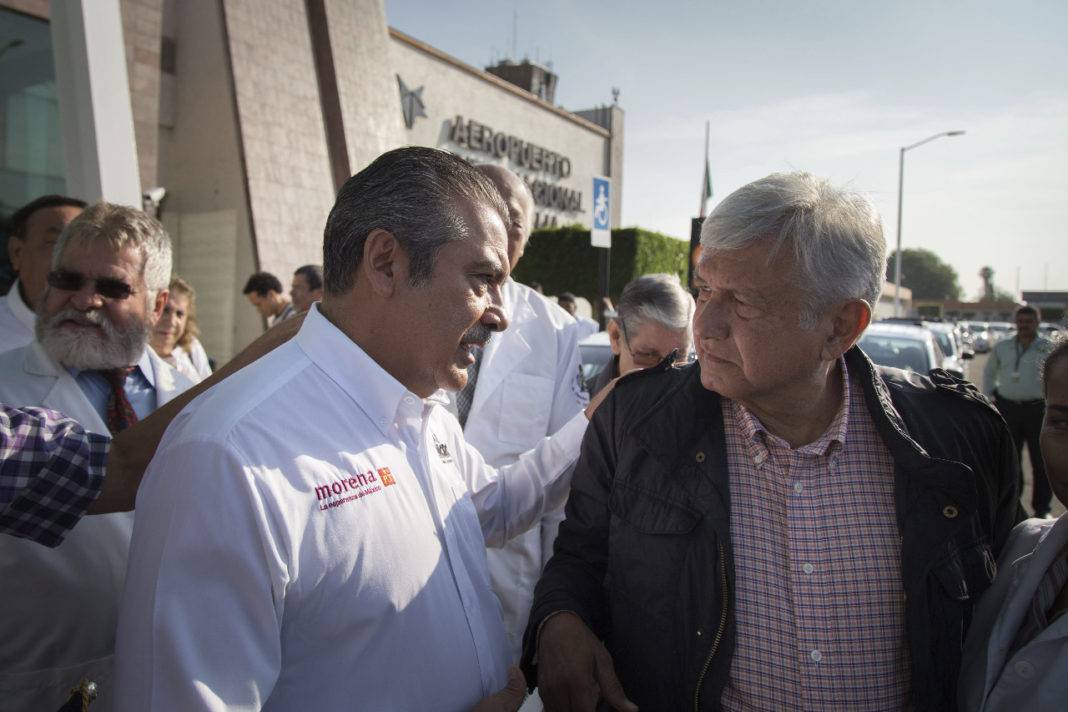 AMLO llama a votar por Raúl Morón, para garantizar la transformación de Morelia