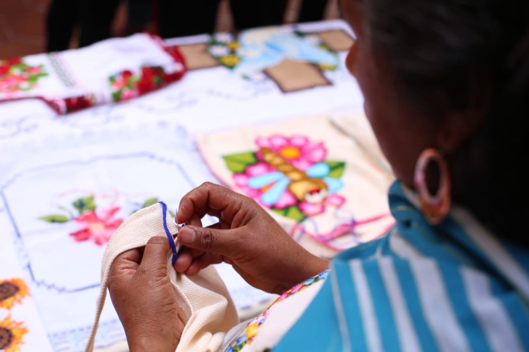 Crearán decálogo para proteger artesanías mexicanas
