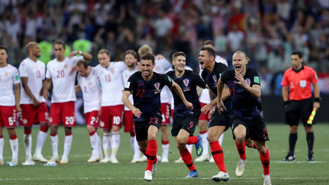 Croacia sigue con vida al vencer en penales a Dinamarca