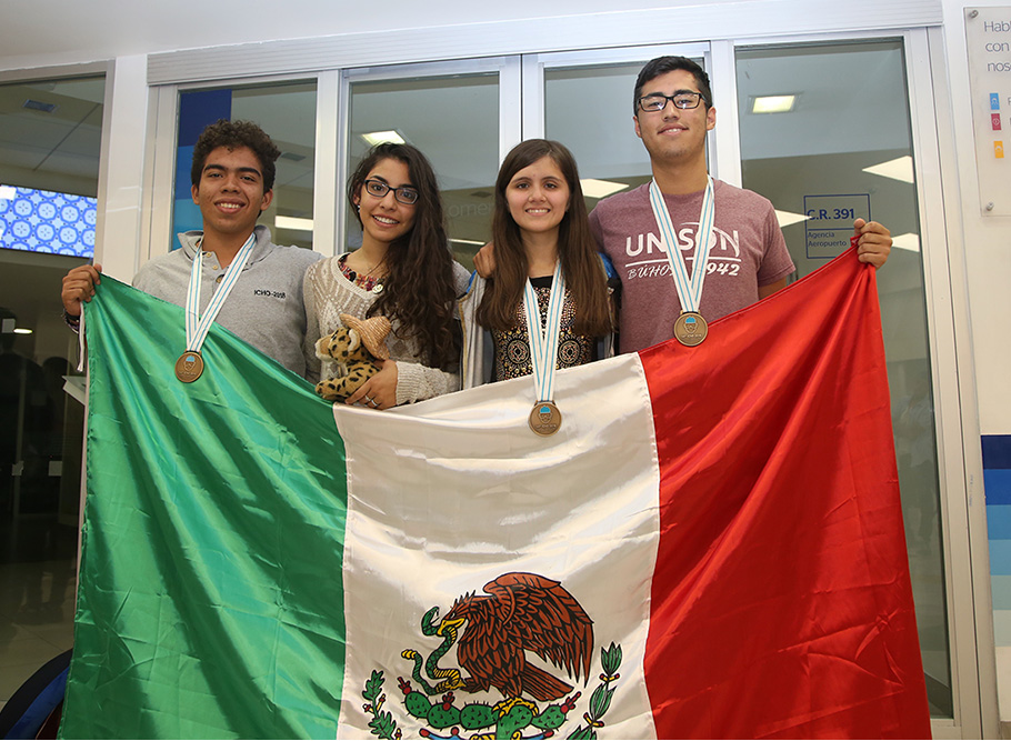 Consiguen mexicanos medallas en olimpiada de Química
