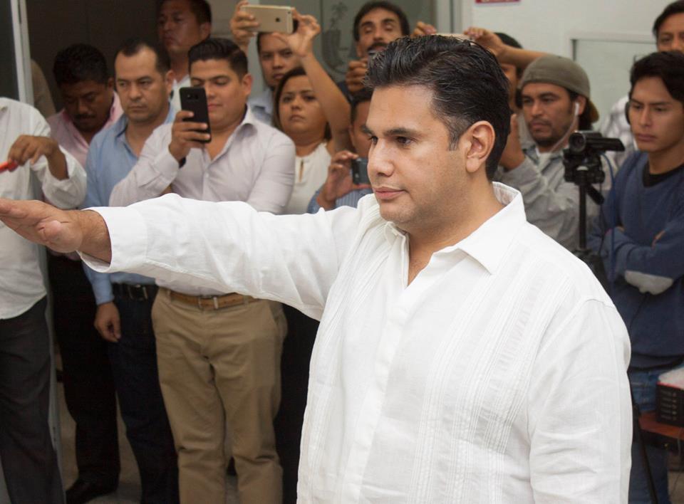 Nombra Congreso a gobernador provisional de Chiapas