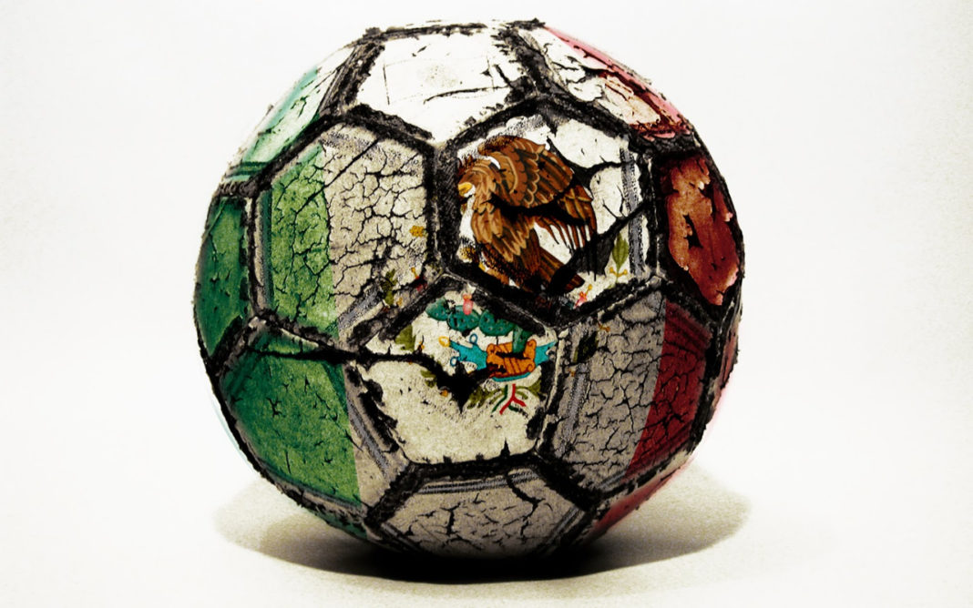 SAT investigará a equipos de futbol mexicano por "dobles contratos"