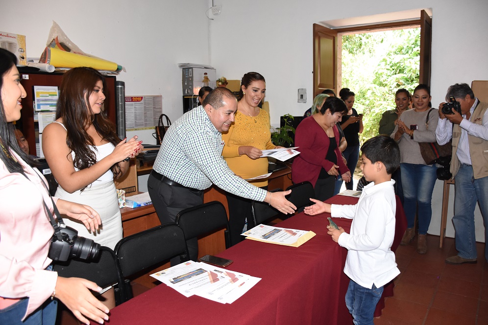 Clausuran Taller “Estrategias con Papel”