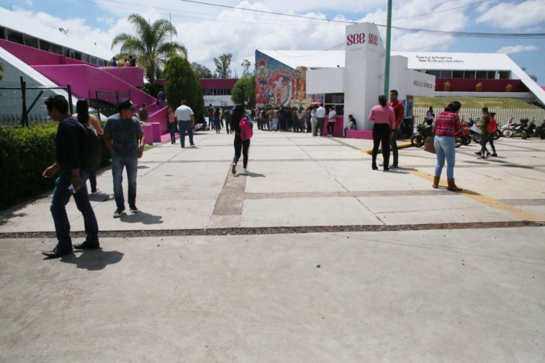 SEE cumple compromisos la económicos con trabajadores