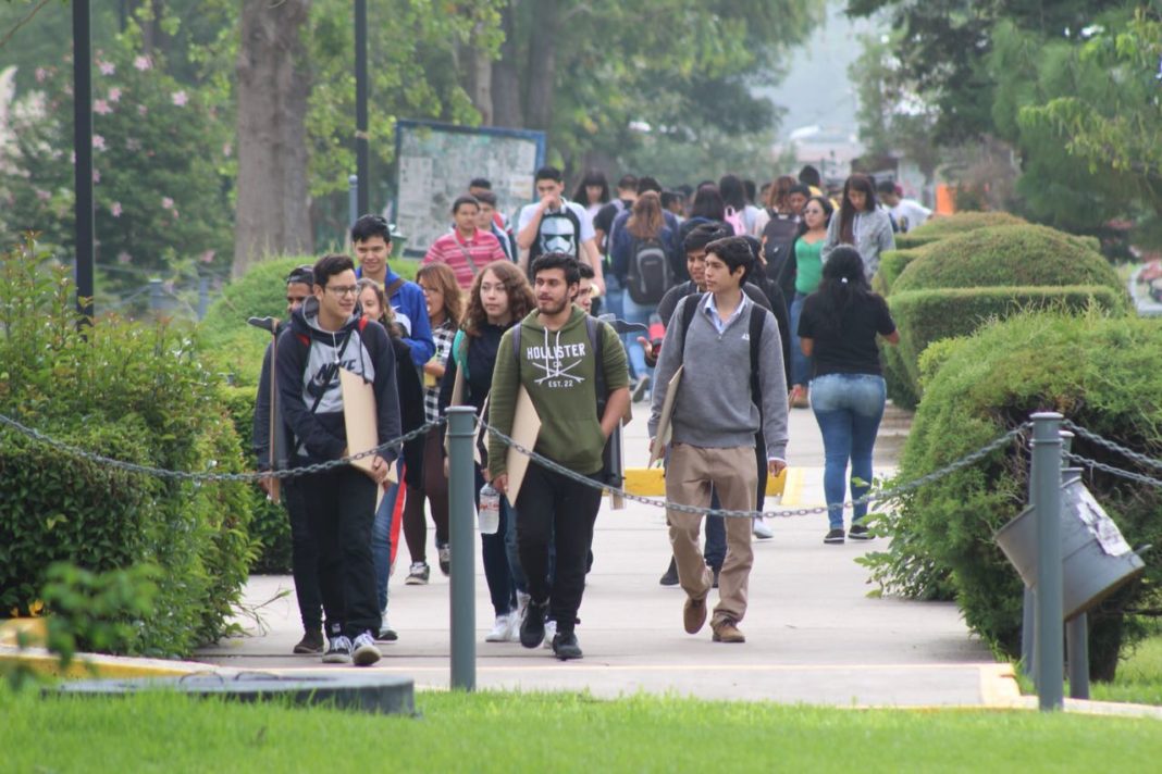 Más de 5 mil estudiantes en pre registro para entrar a la UMSNH