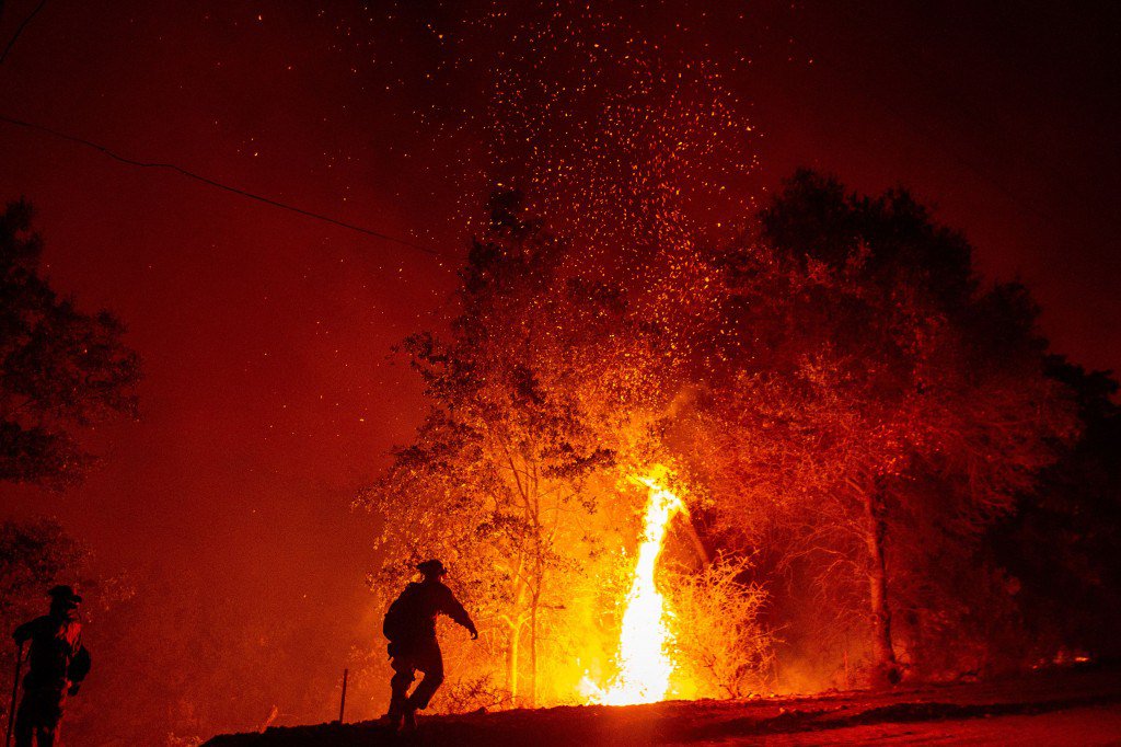 Mexicanos salvan a residentes de incendio en EU