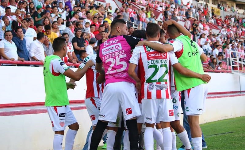 Los Rayos con 10 hombres fulminan a Lobos BUAP