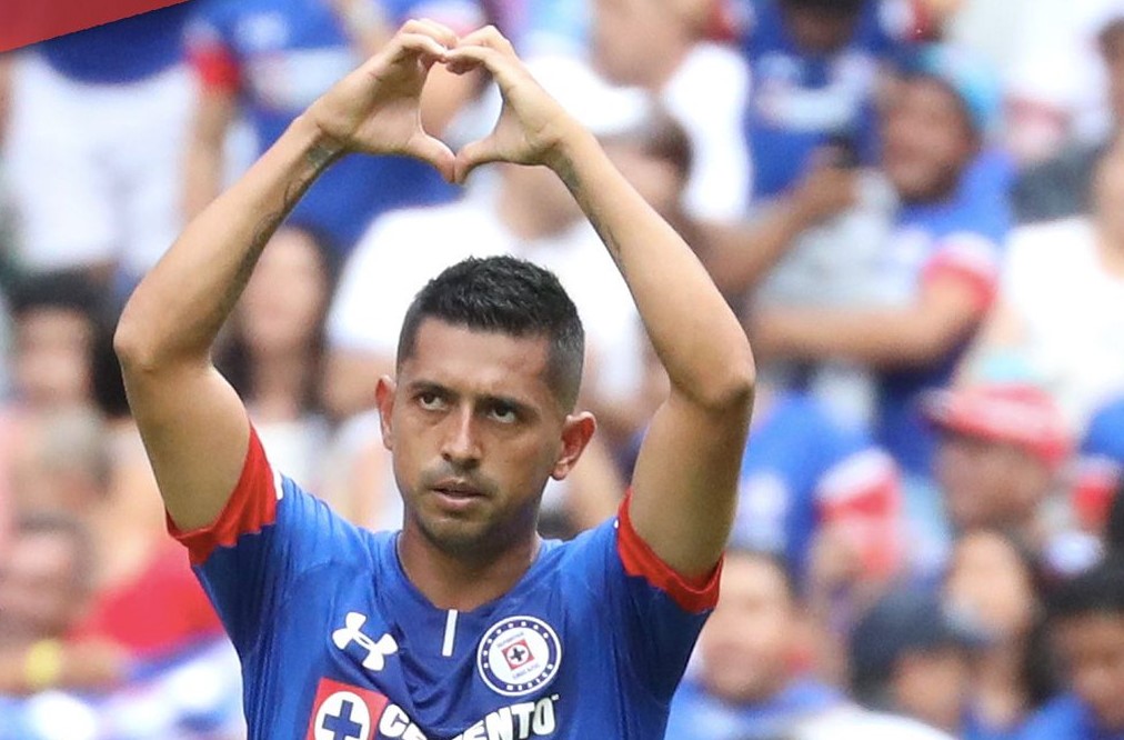 La máquina celeste del Cruz Azul con paso de campeón