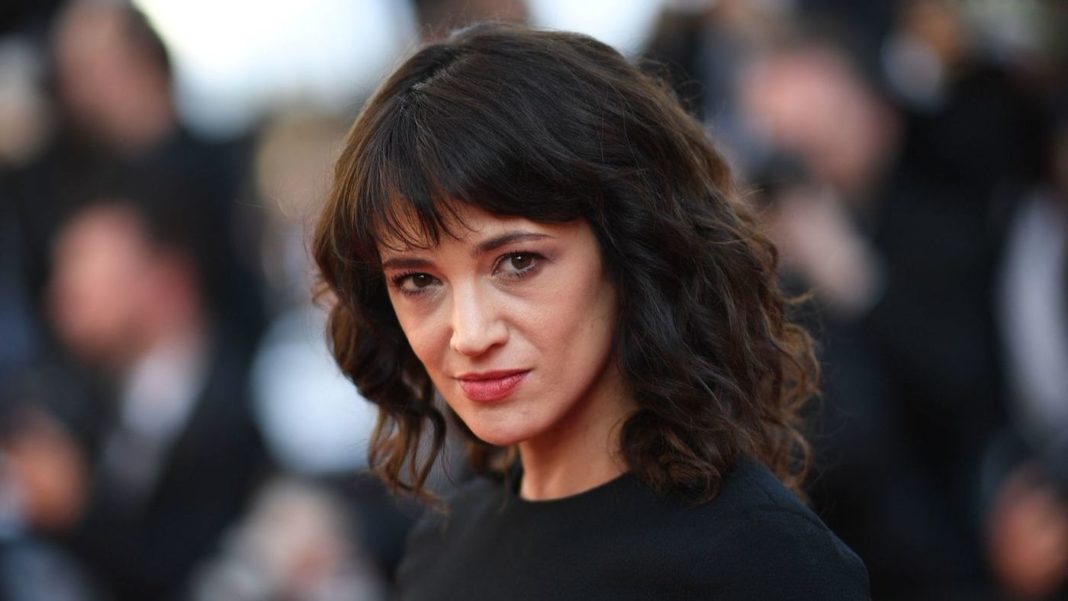 Niega Asia Argento señalamiento de acoso sexual