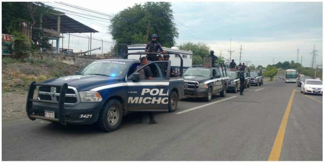 Reportan bloqueos carreteros en Buenavista