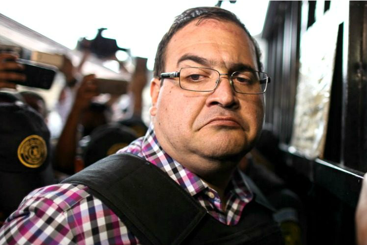 Condenan a 9 años de prisión para Javier Duarte