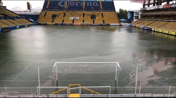 El estadio del Gran Pez convertido en pecera