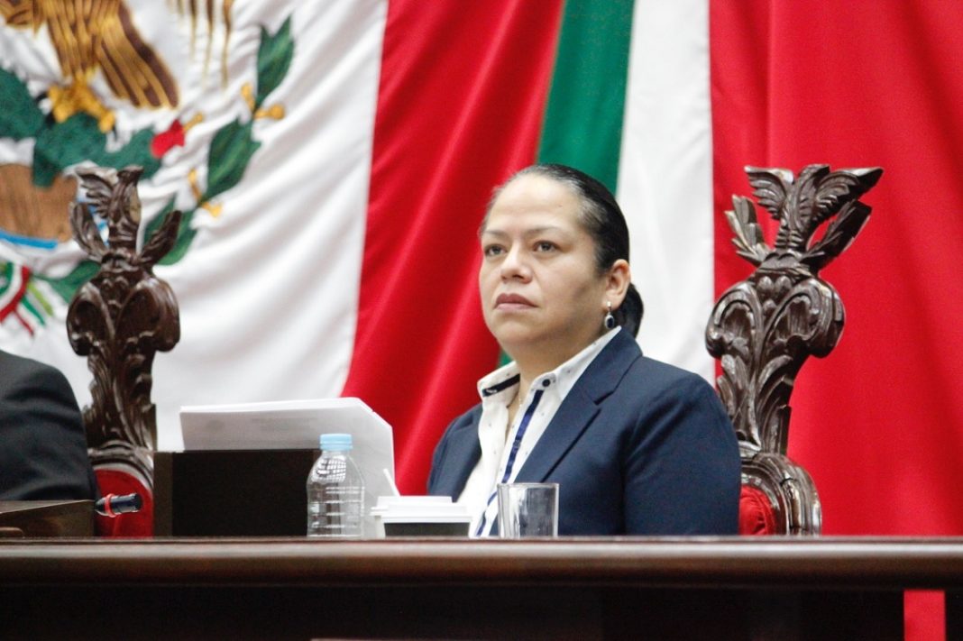 Autoridades locales deben trabajar de la mano con ciudadanos: Jeovana Alcántar
