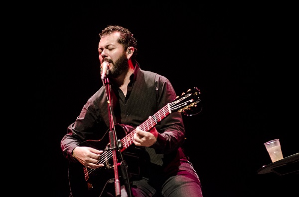 Sumario: El cantante de trova, se estará presentando este sábado 8 en el Teatro Morelos de la capital michoacana.